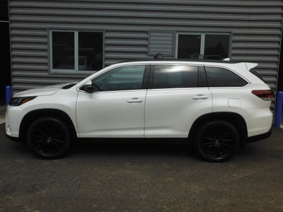 2019 Toyota Highlander SE